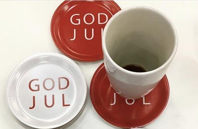 57878